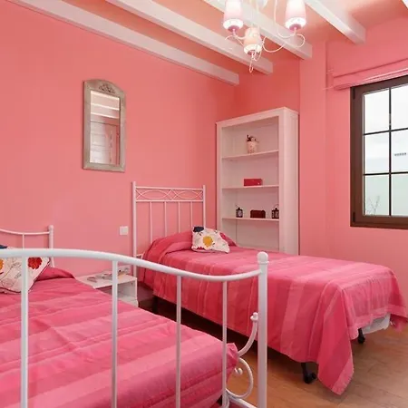 Sleeps 9 Pool Air Con Wifi 빌라 *